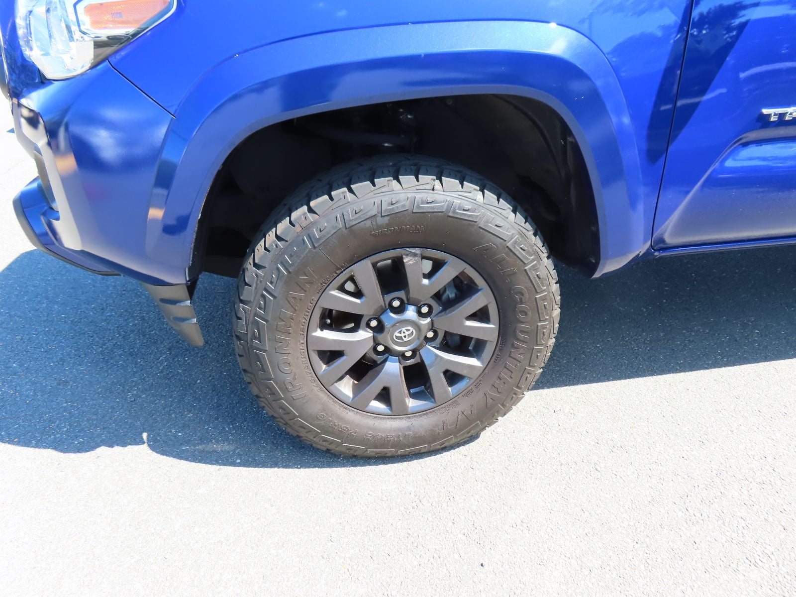 2022 Toyota Tacoma SR5 V6