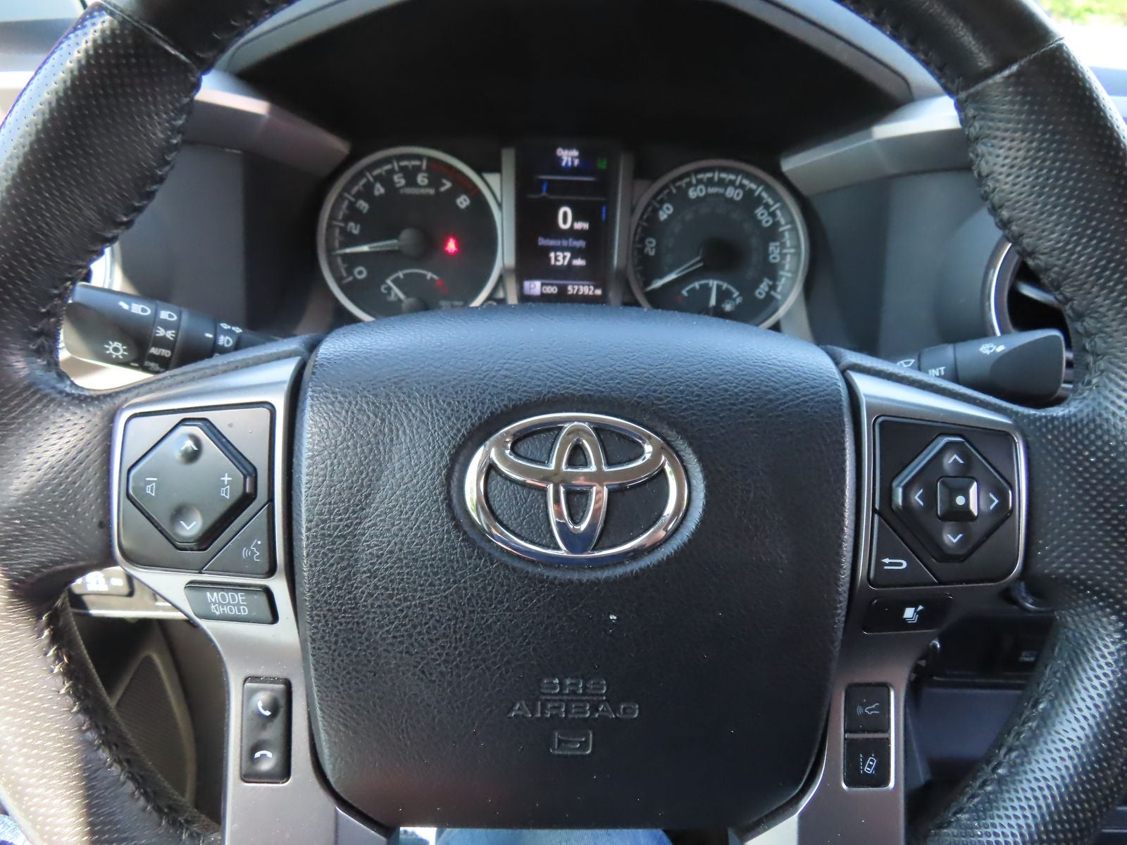 2022 Toyota Tacoma SR5 V6