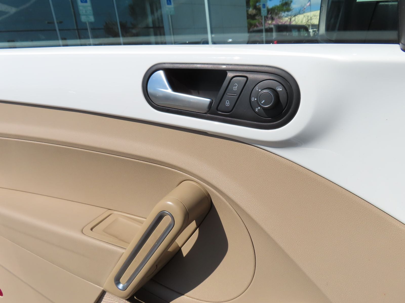 2016 Volkswagen Beetle 1.8T SEL