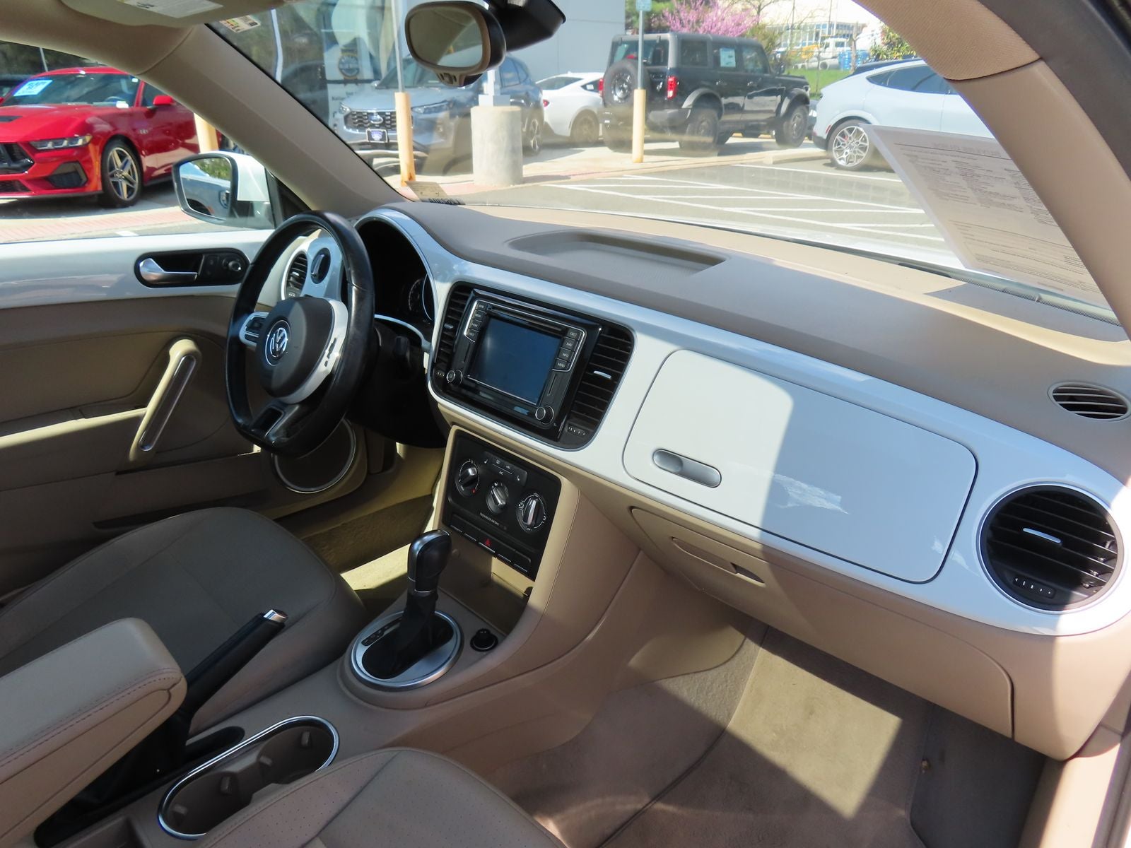 2016 Volkswagen Beetle 1.8T SEL