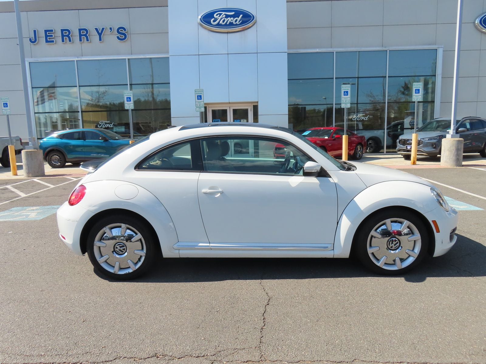 2016 Volkswagen Beetle 1.8T SEL
