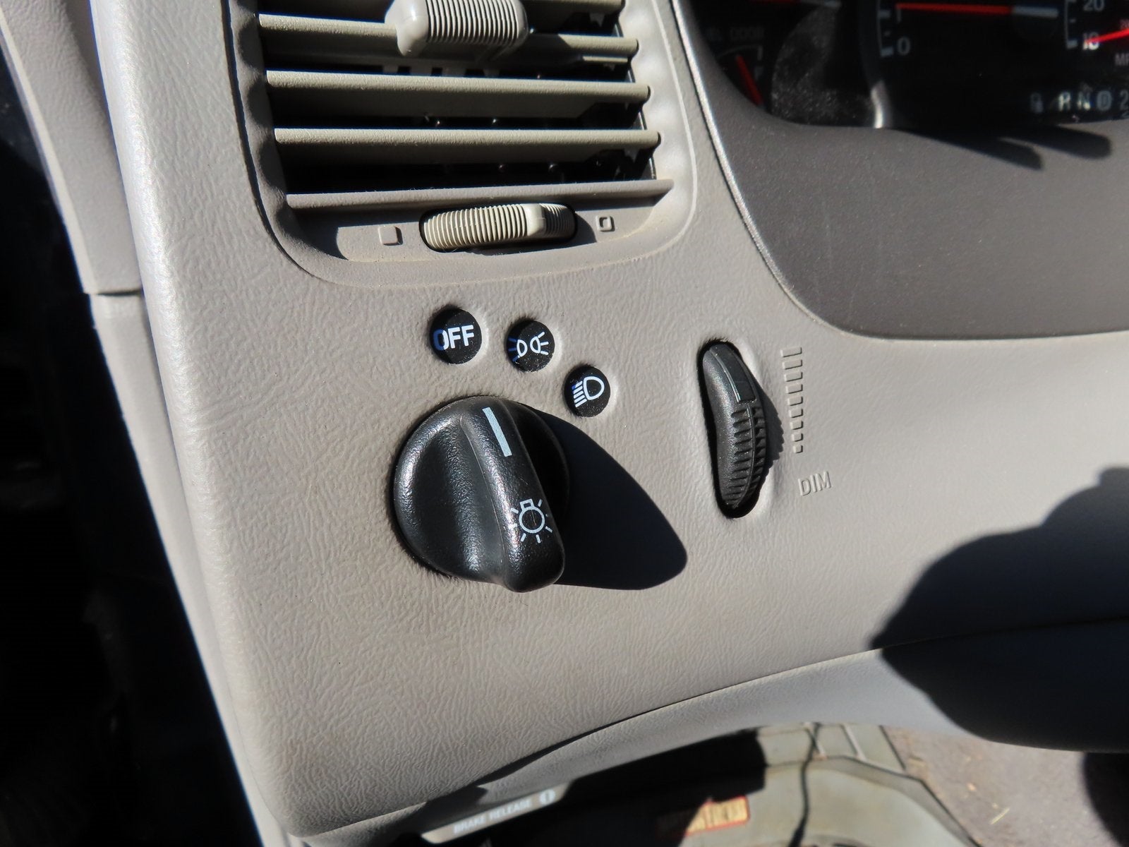 2002 Mazda Mazda B3000 DS