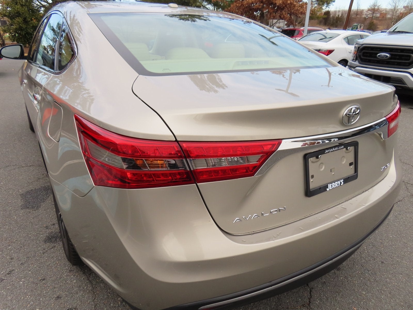 2016 Toyota Avalon XLE Plus