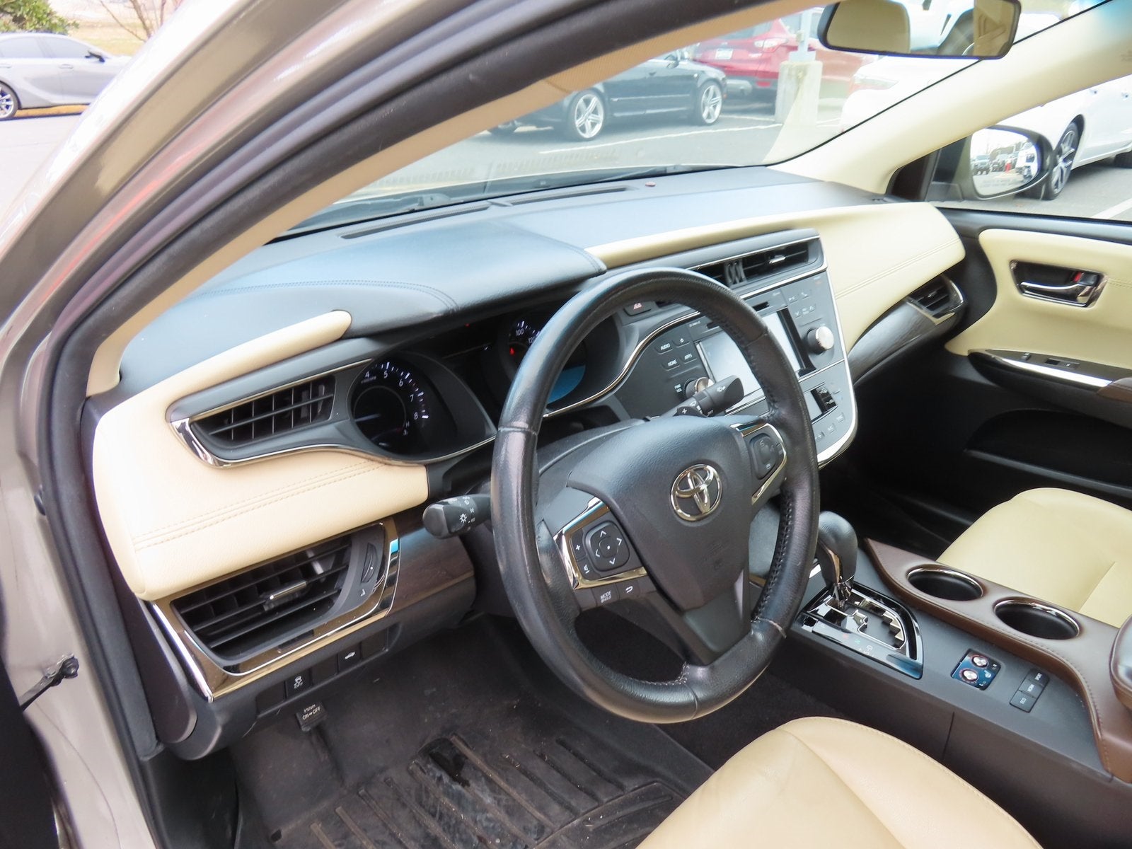 2016 Toyota Avalon XLE Plus