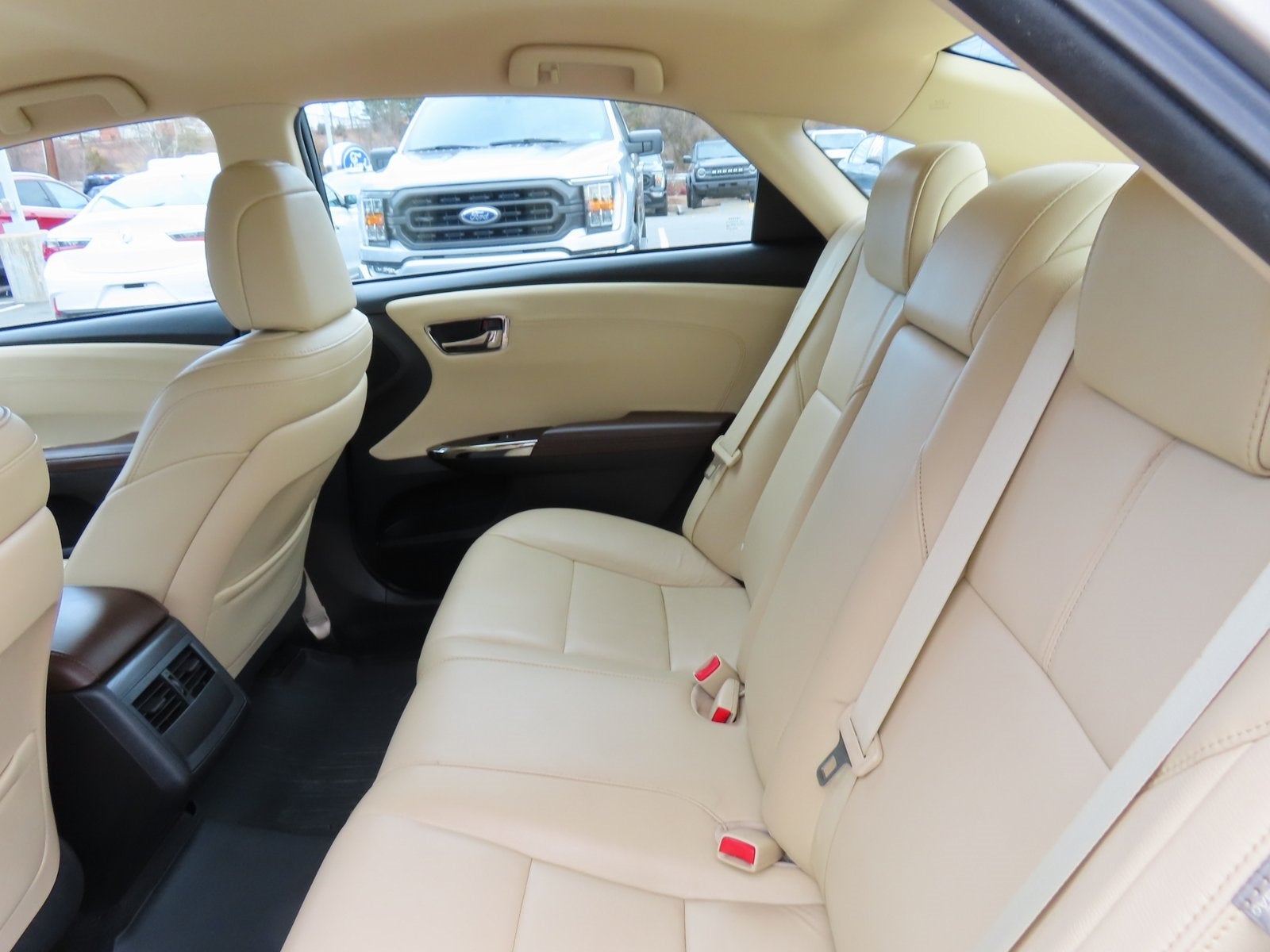 2016 Toyota Avalon XLE Plus