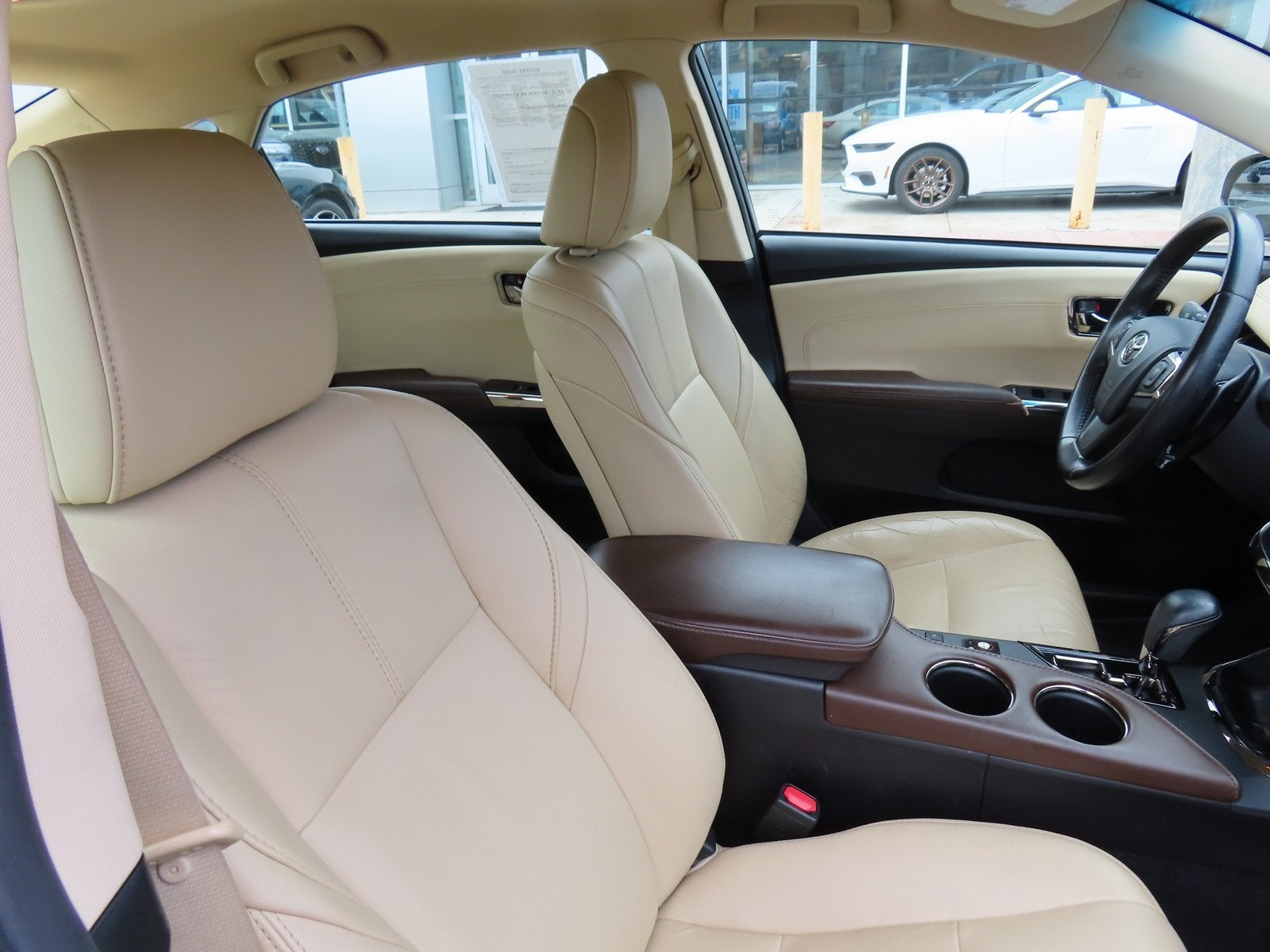 2016 Toyota Avalon XLE Plus