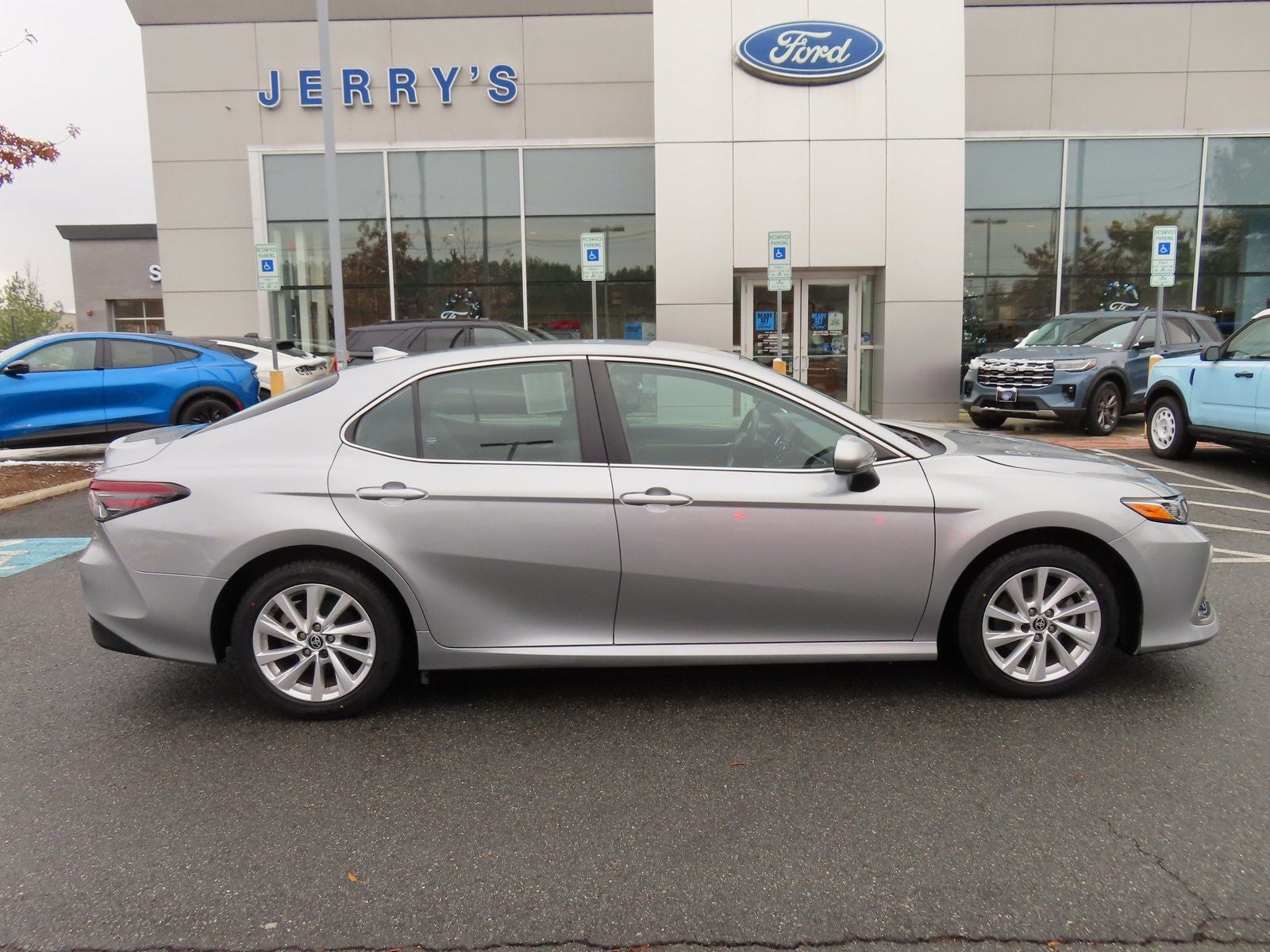 2023 Toyota Camry LE