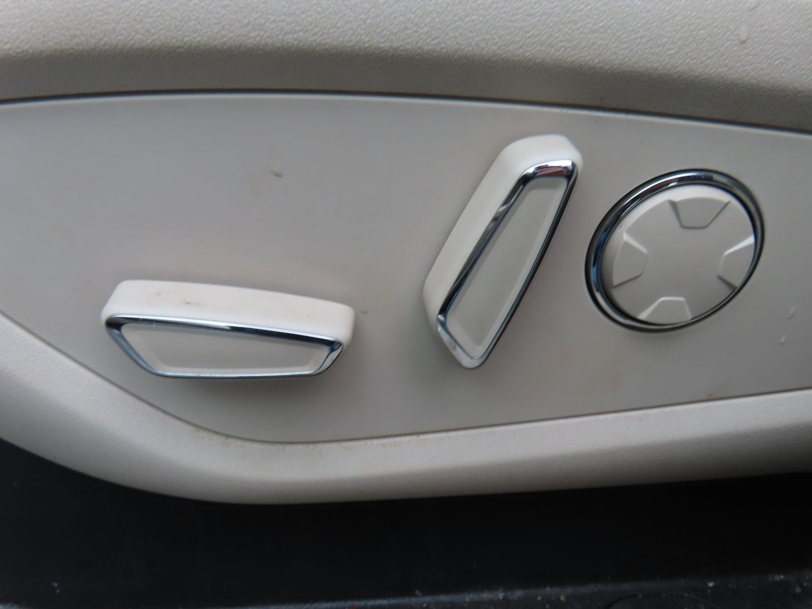 2019 Lincoln MKC Select