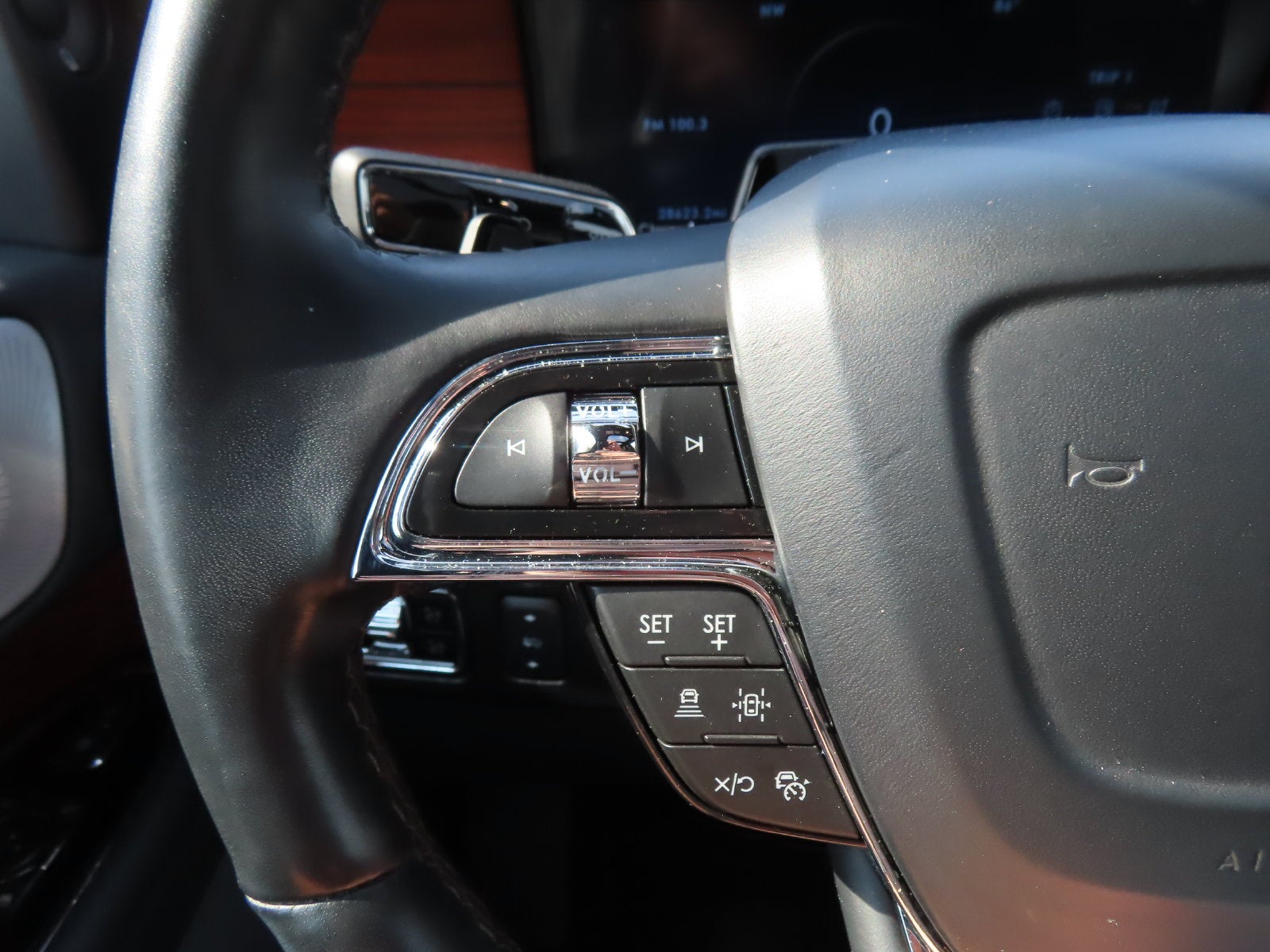 2024 Lincoln Navigator L Reserve