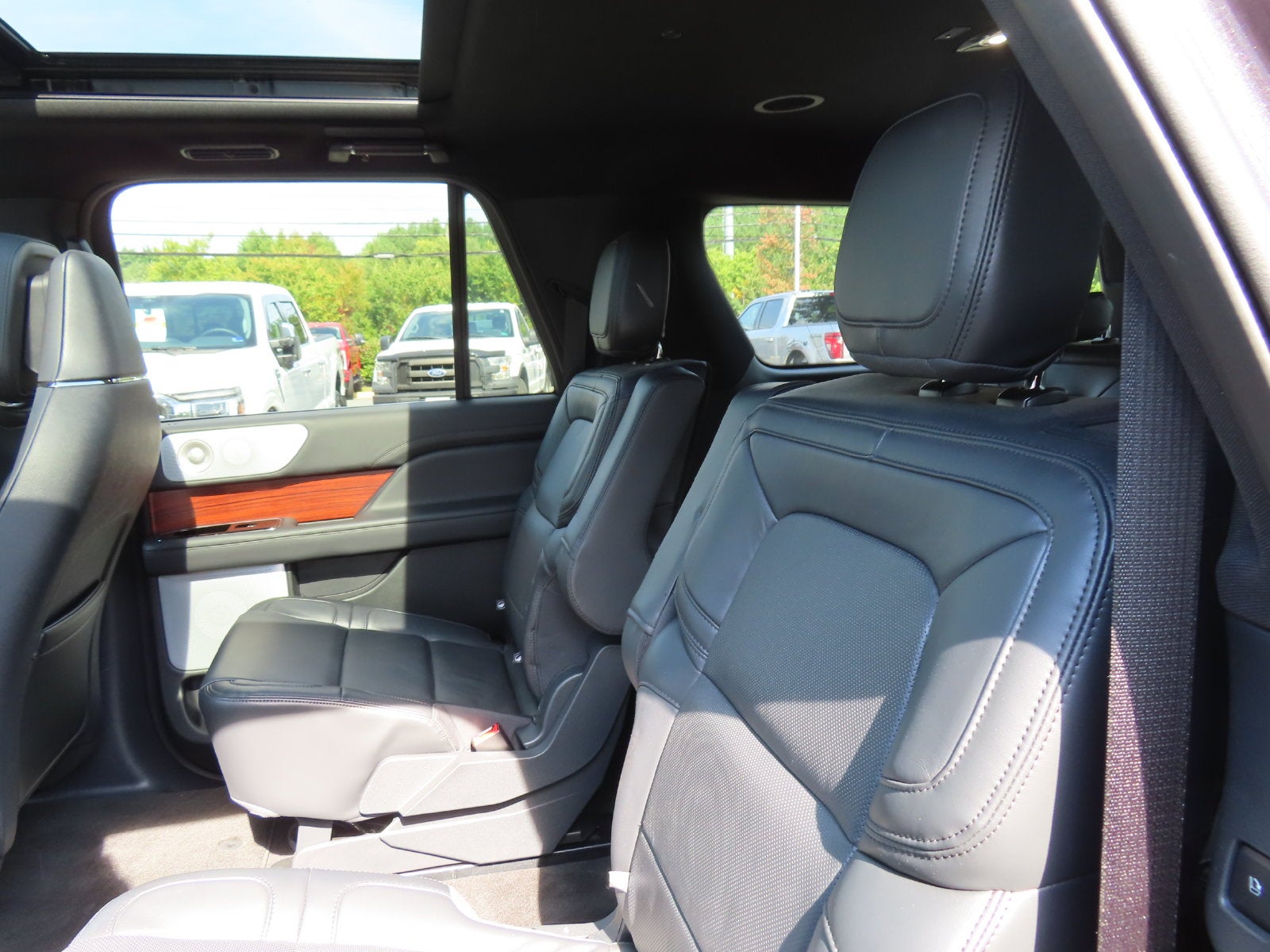 2024 Lincoln Navigator L Reserve