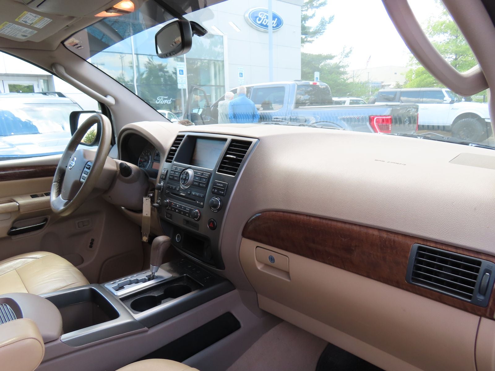 2011 Nissan Armada Platinum