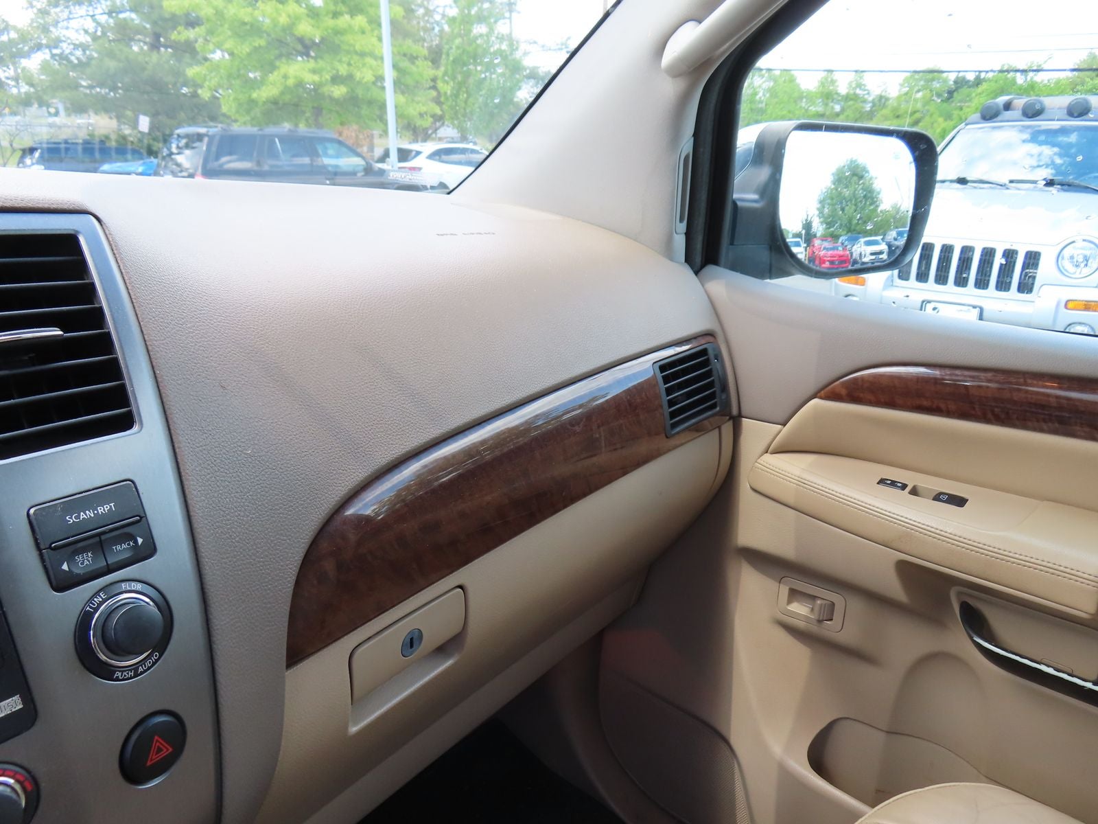 2011 Nissan Armada Platinum