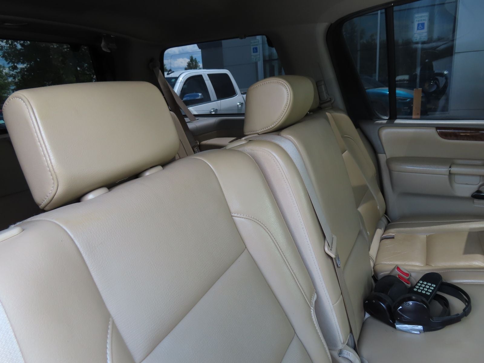 2011 Nissan Armada Platinum