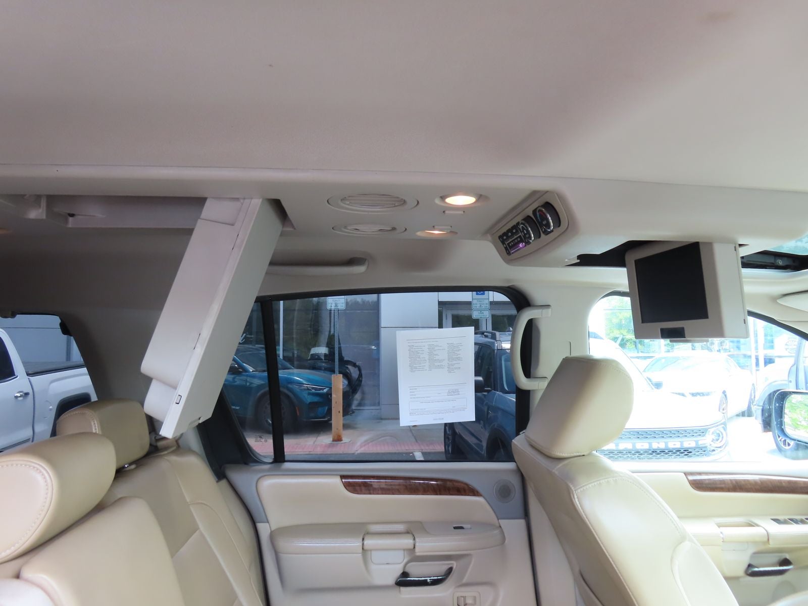 2011 Nissan Armada Platinum