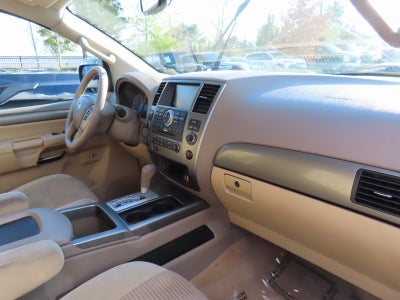 2014 Nissan Armada SV