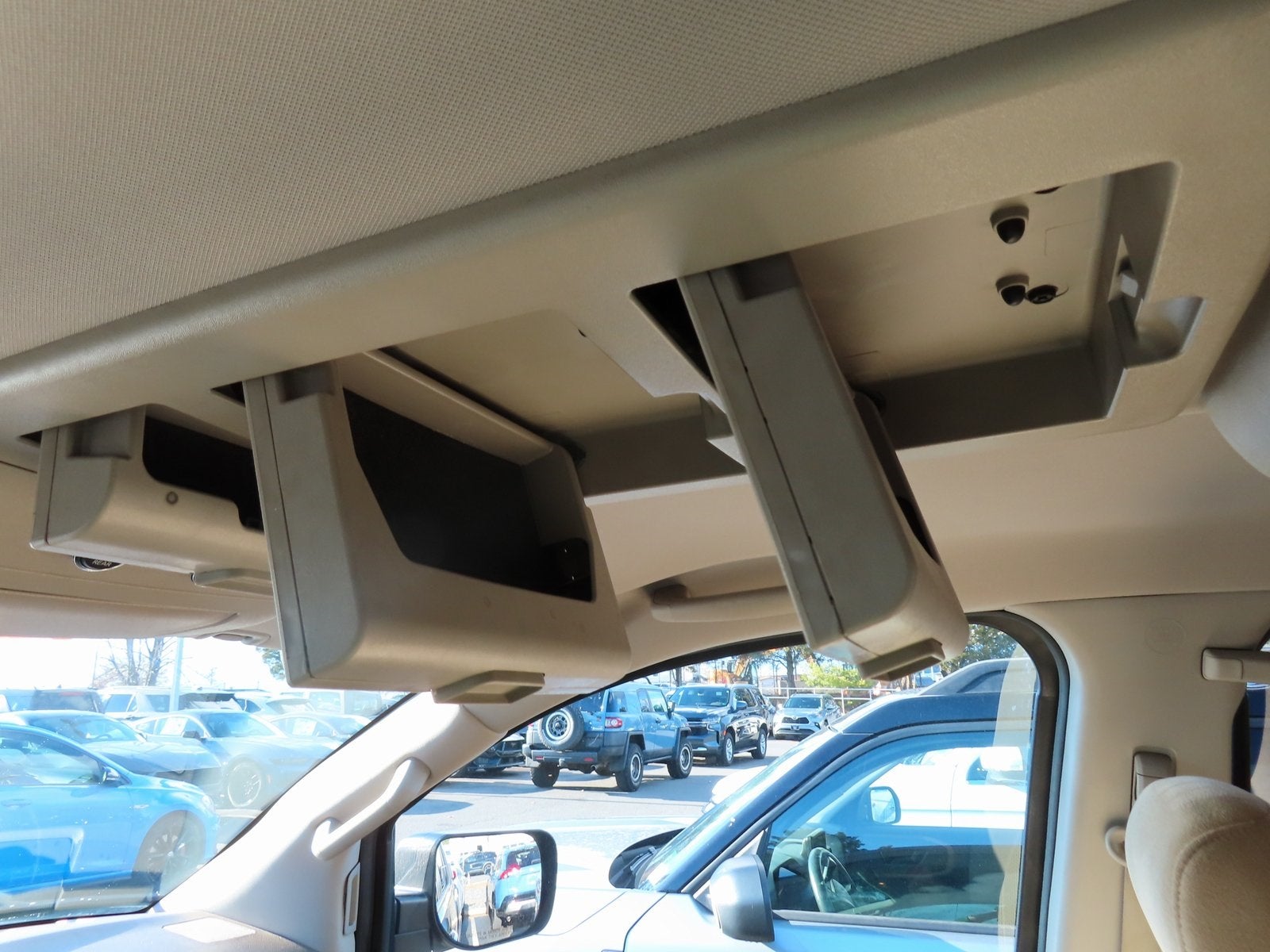 2014 Nissan Armada SV