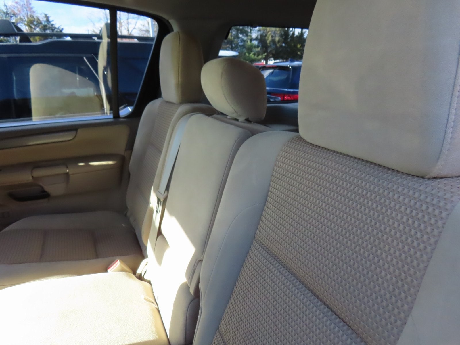 2014 Nissan Armada SV