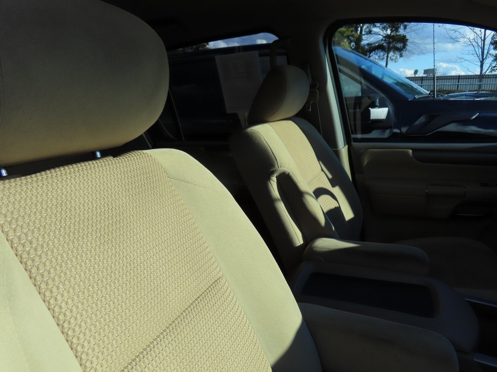 2014 Nissan Armada SV