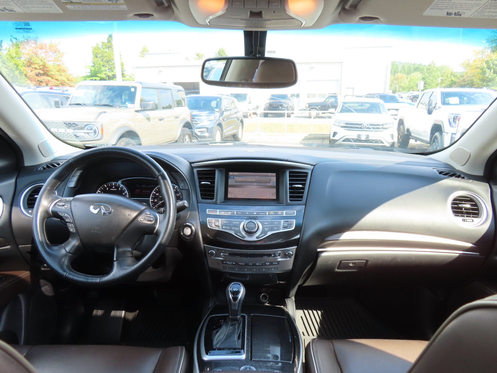 2016 INFINITI QX60 Base