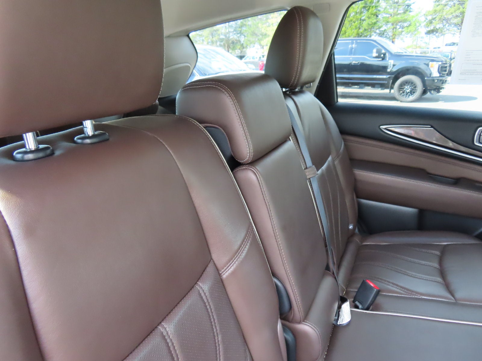 2016 INFINITI QX60 Base