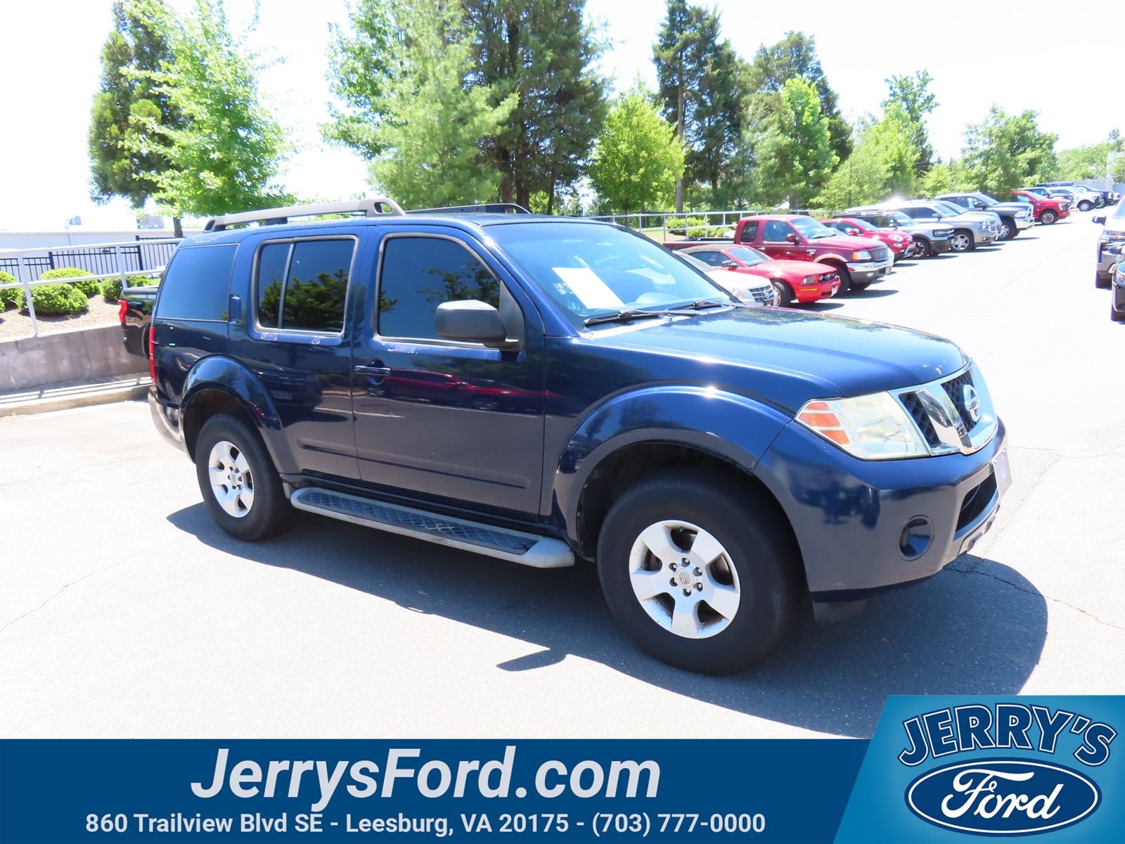 2008 Nissan Pathfinder's photo