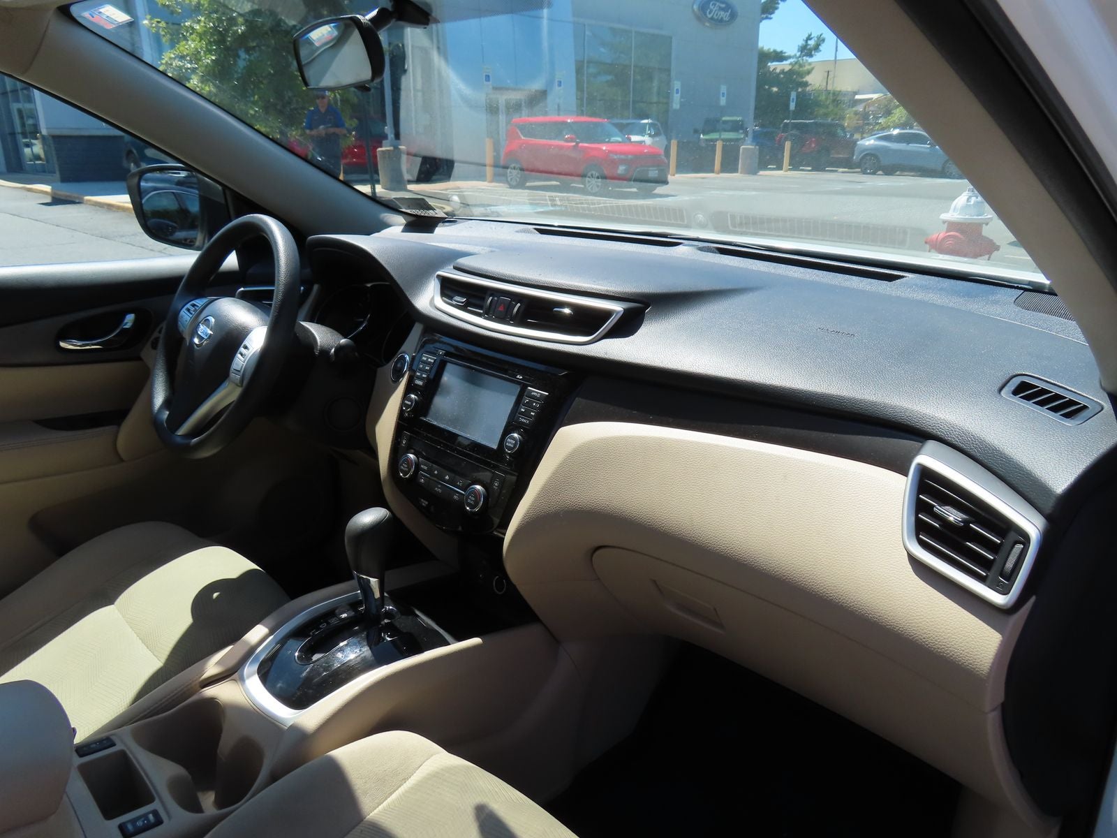 2016 Nissan Rogue SV