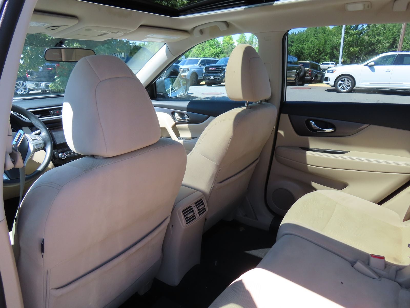 2016 Nissan Rogue SV