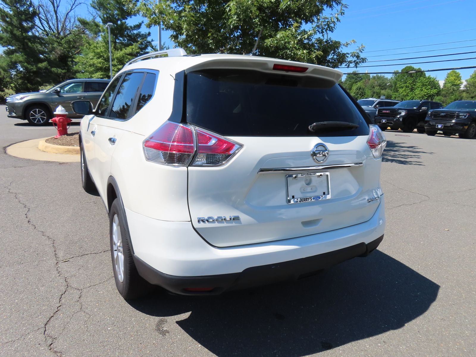 2016 Nissan Rogue SV