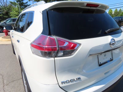 2016 Nissan Rogue SV