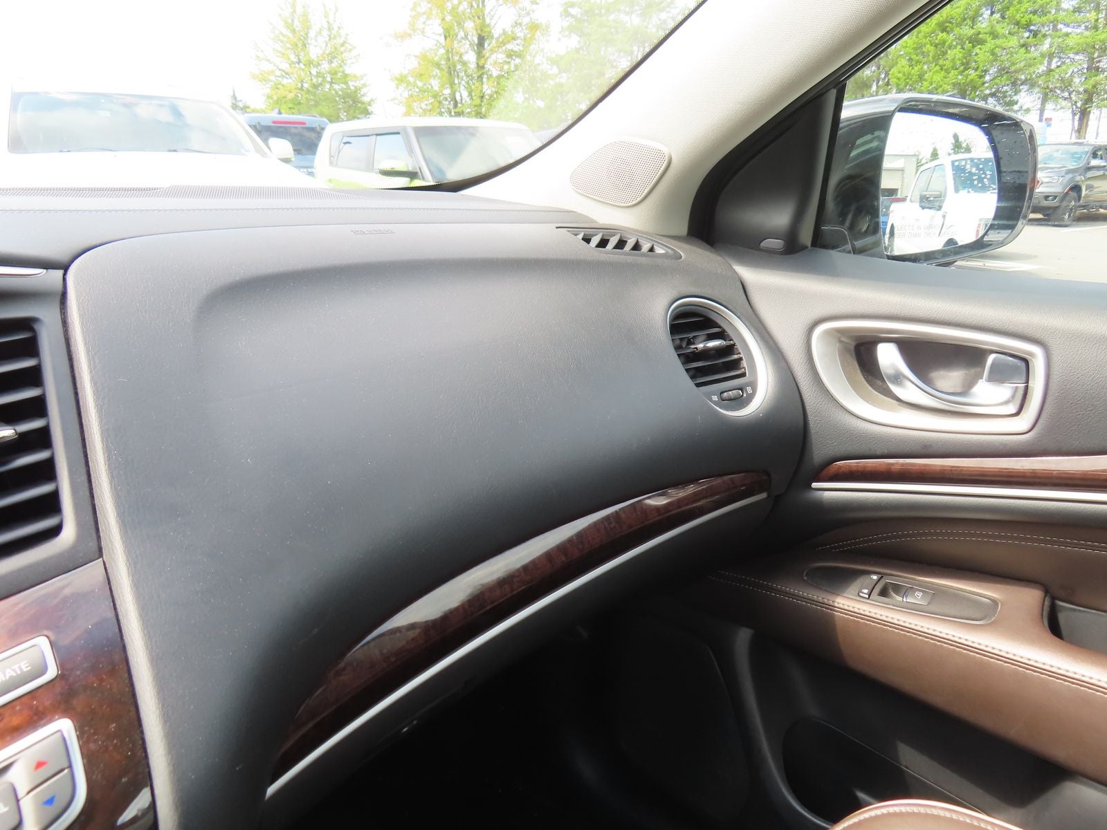 2018 INFINITI QX60 Base