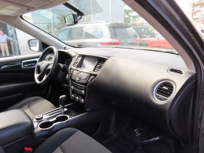 2019 Nissan Pathfinder SV