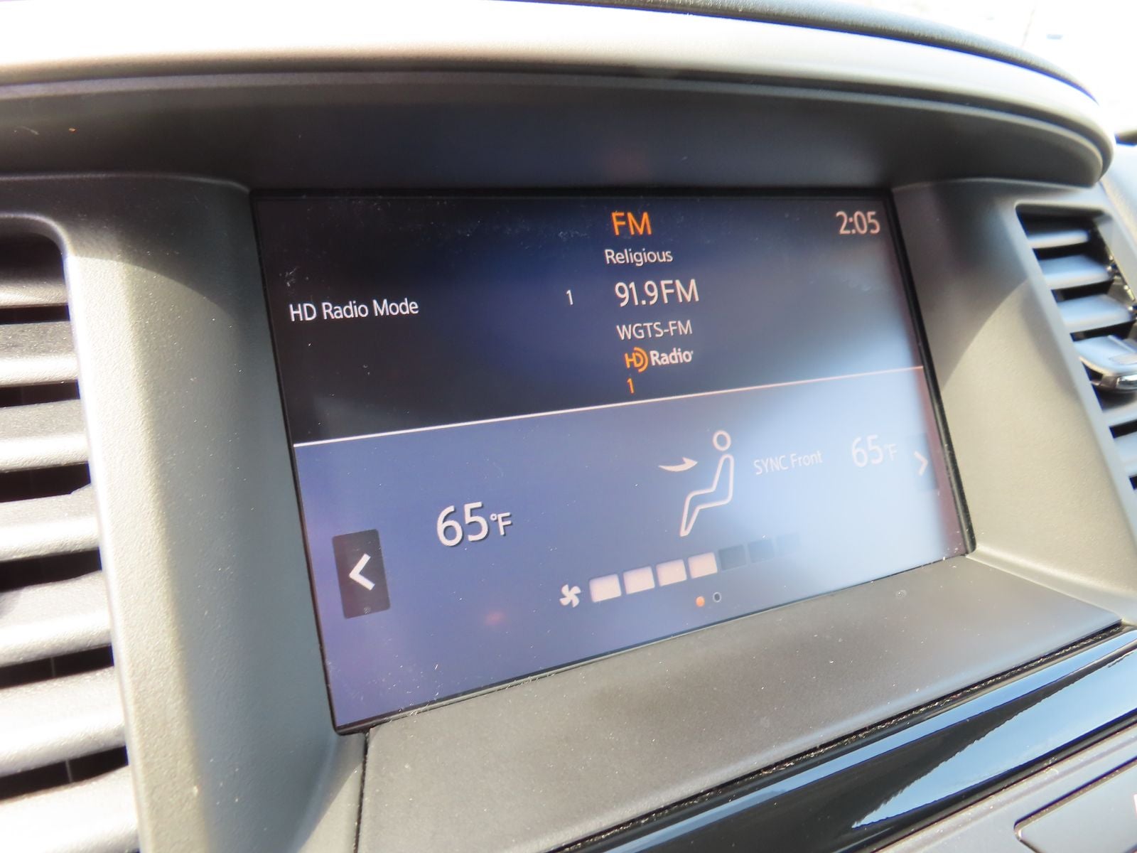 2019 Nissan Pathfinder SV