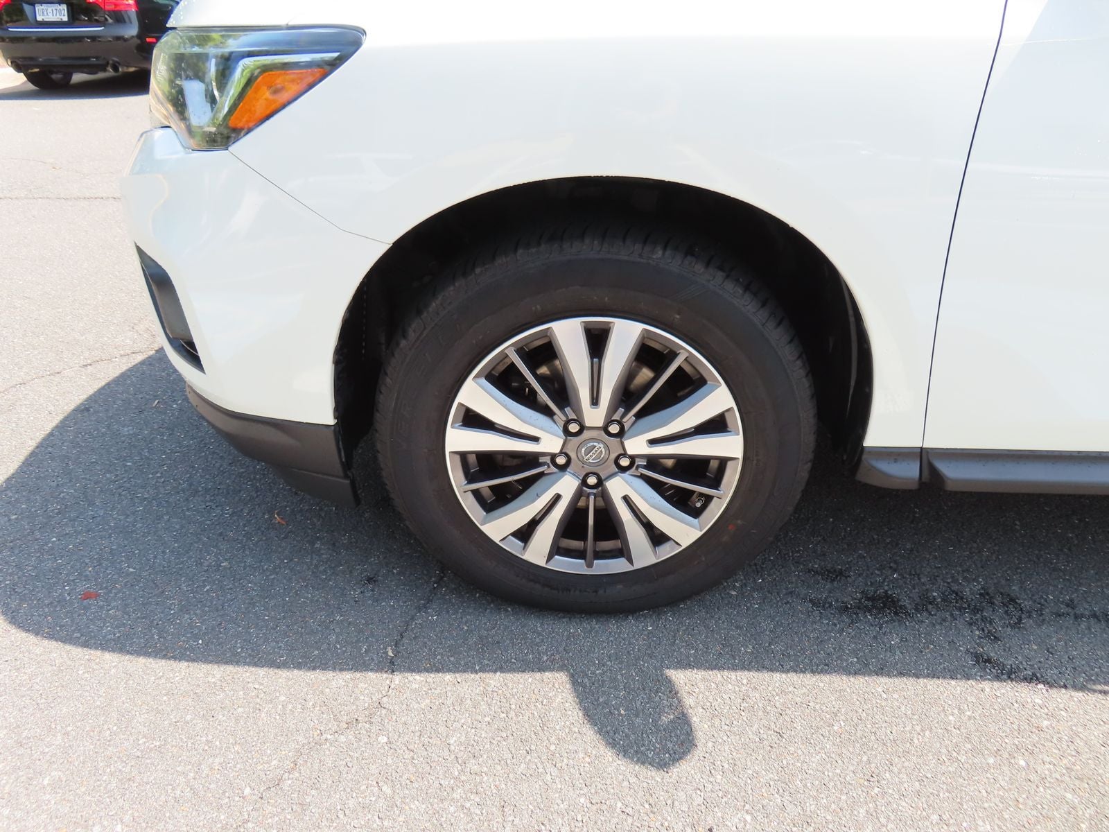 2018 Nissan Pathfinder SV