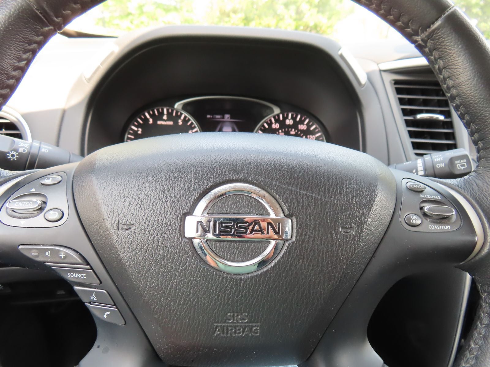 2018 Nissan Pathfinder SV