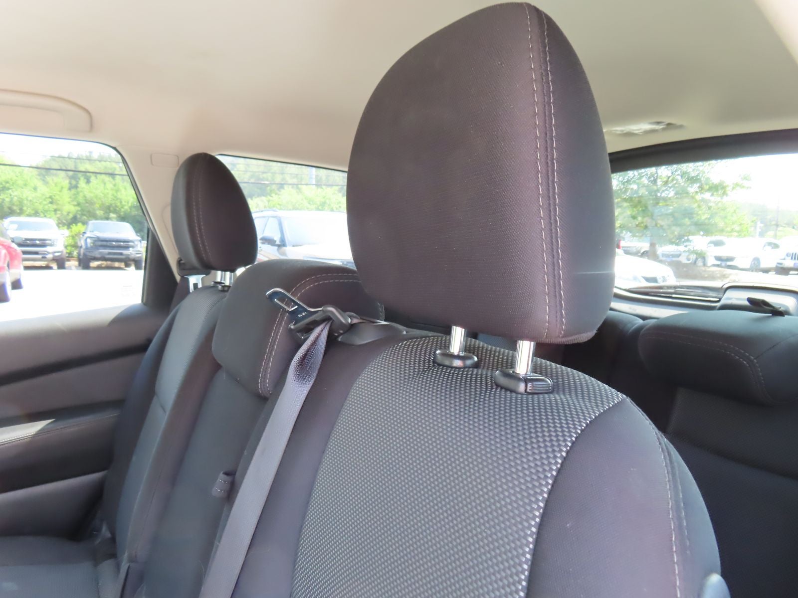 2018 Nissan Pathfinder SV