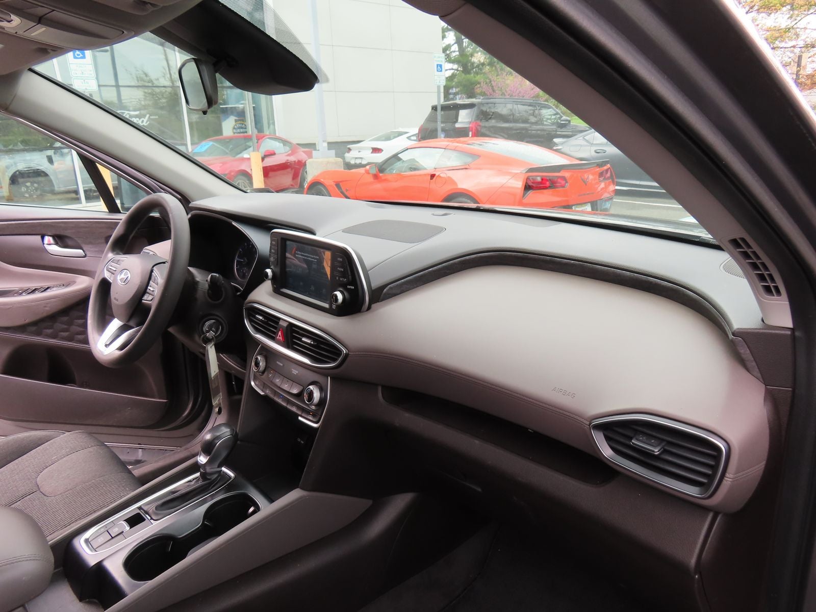 2020 Hyundai Santa Fe SE