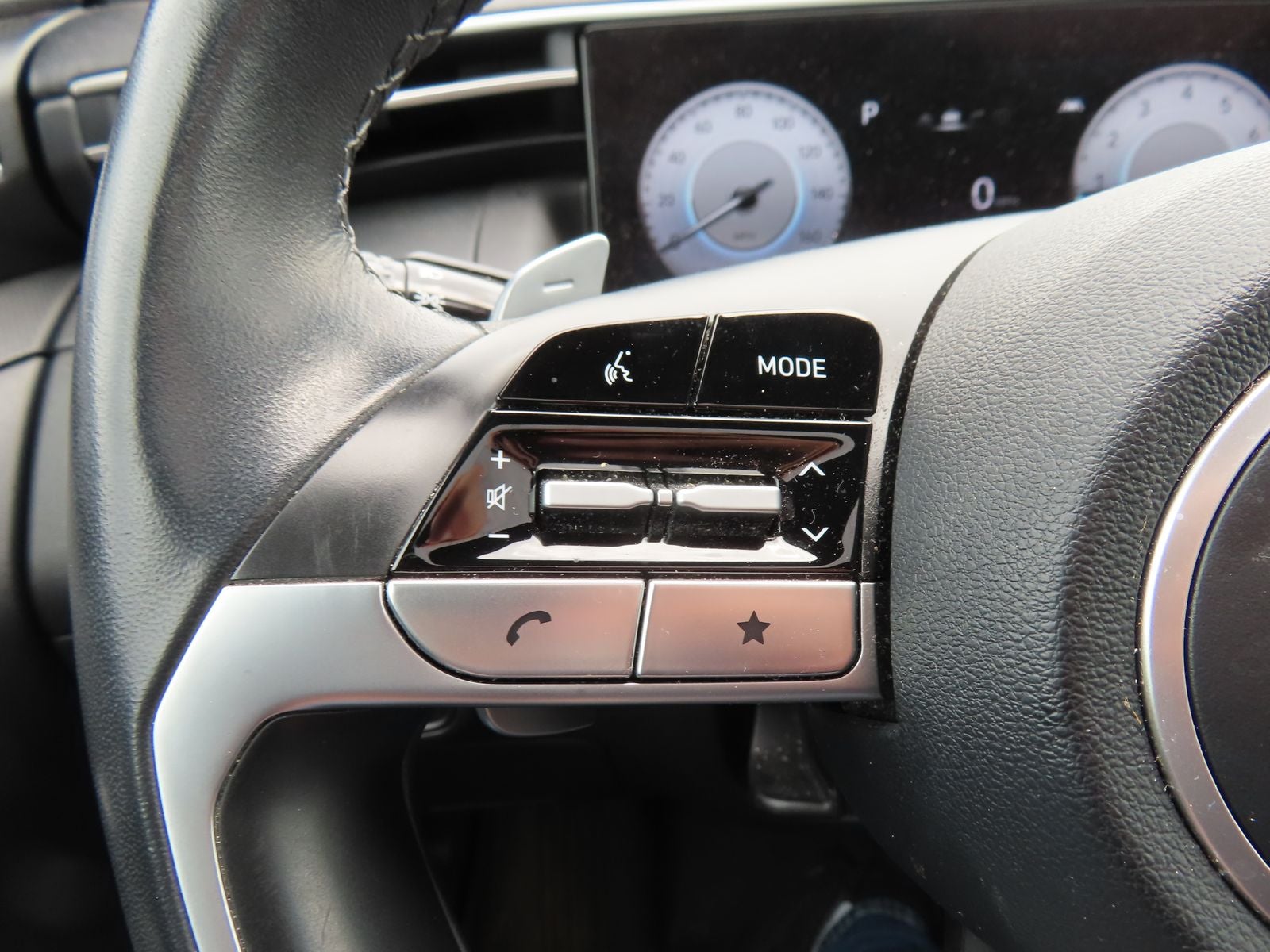 2023 Hyundai Santa Cruz SEL Premium
