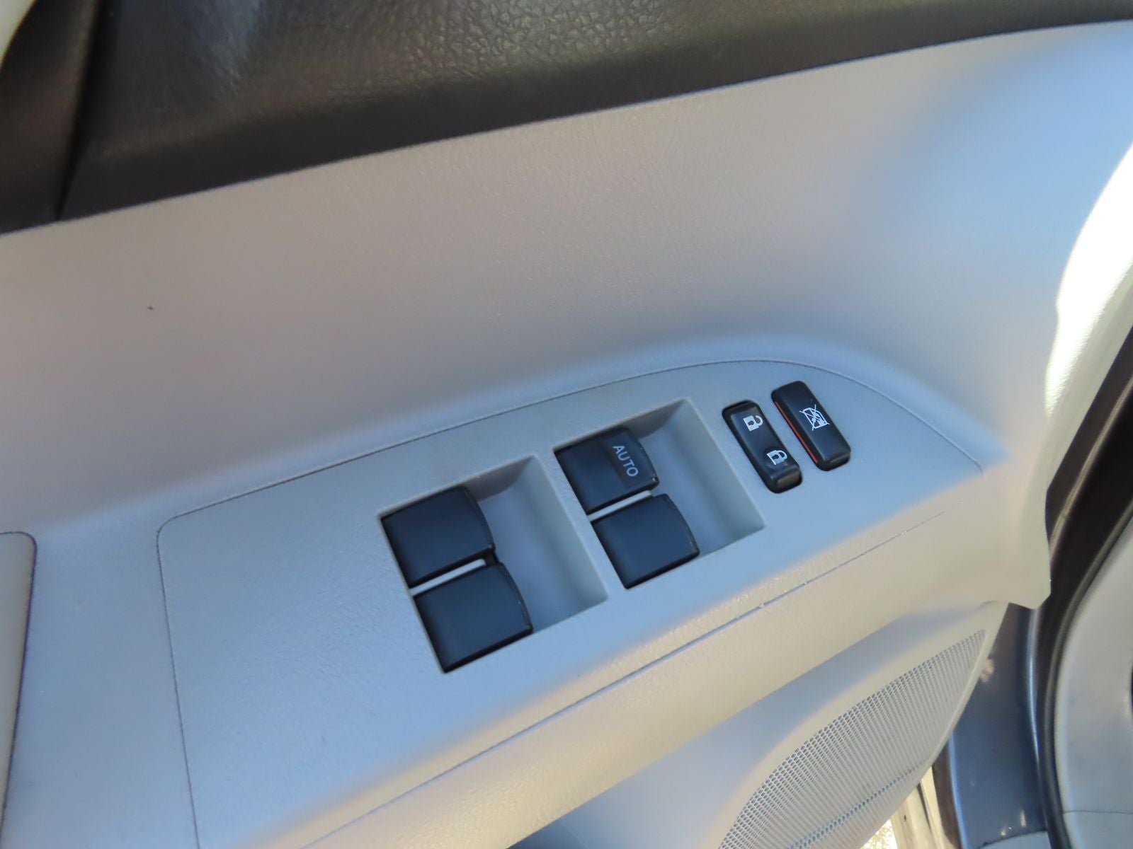 2013 Toyota Highlander Base