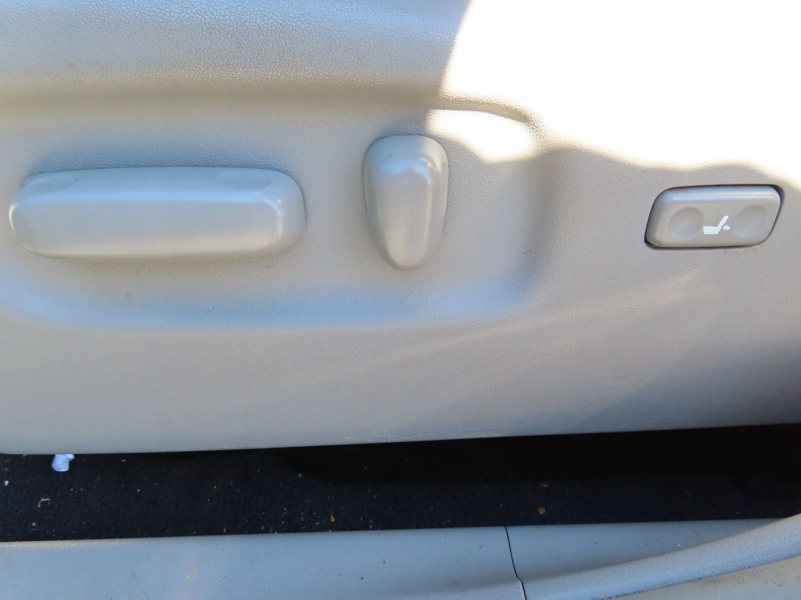 2013 Toyota Highlander Base