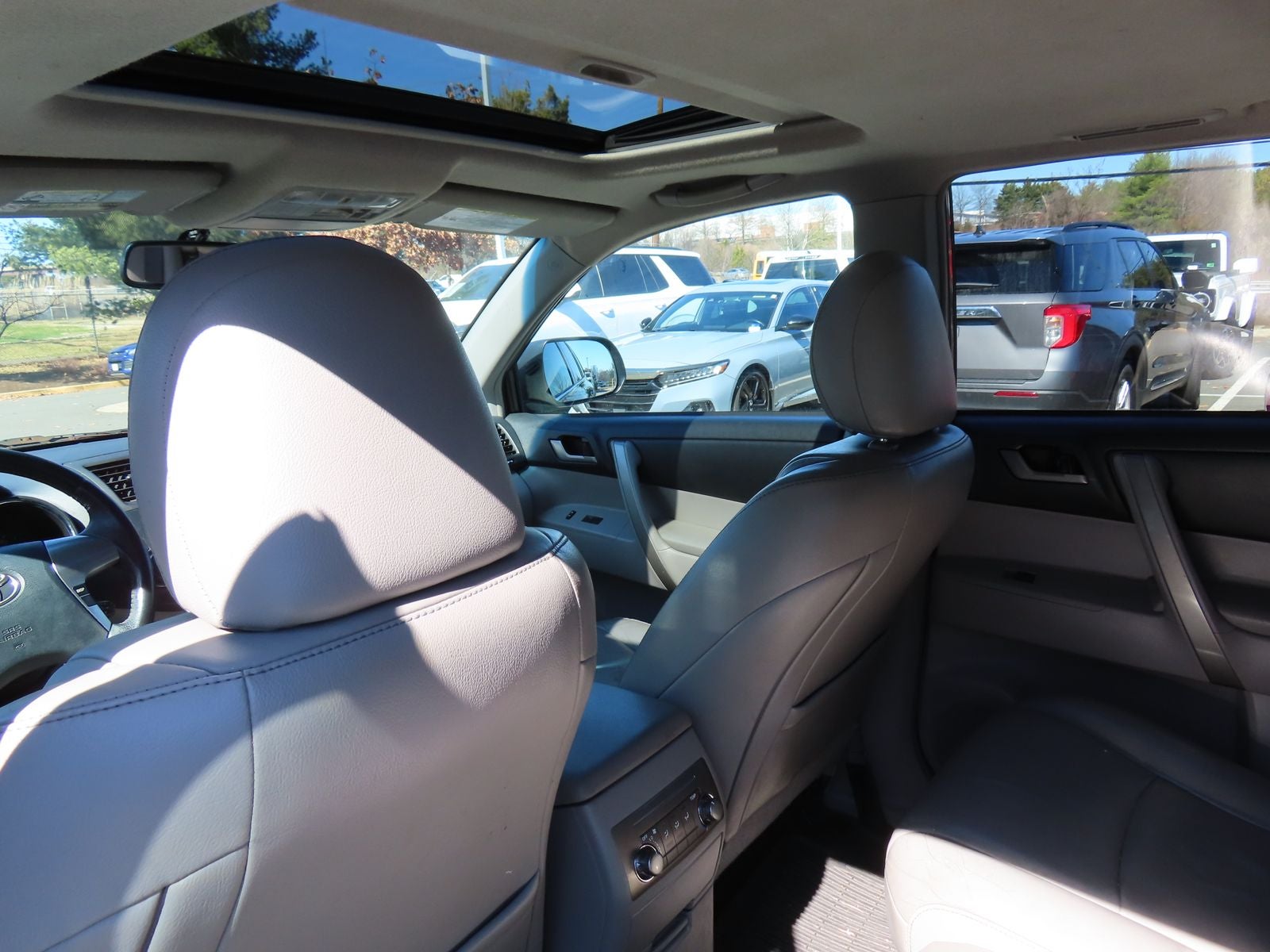 2013 Toyota Highlander Base