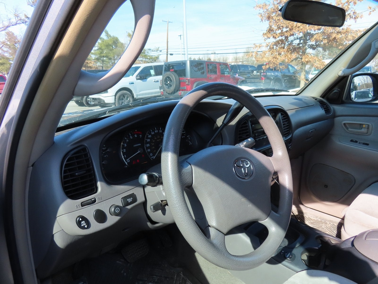 2005 Toyota Sequoia SR5