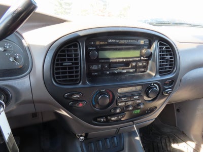 2005 Toyota Sequoia SR5