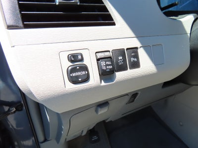 2014 Toyota Sienna XLE 8 Passenger