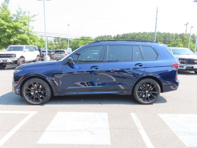 2024 BMW X7 M60i