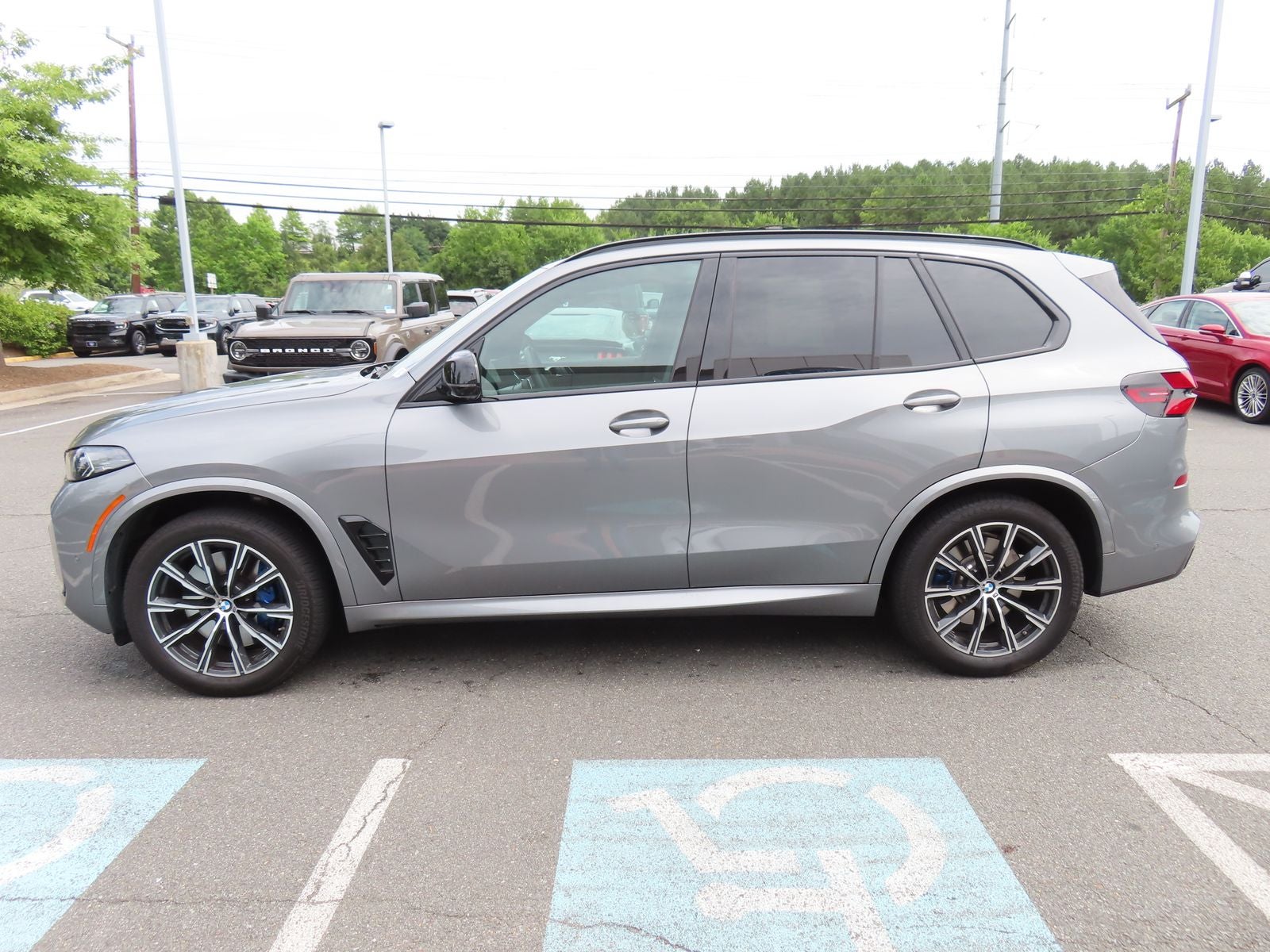 2026 BMW X5 M60i