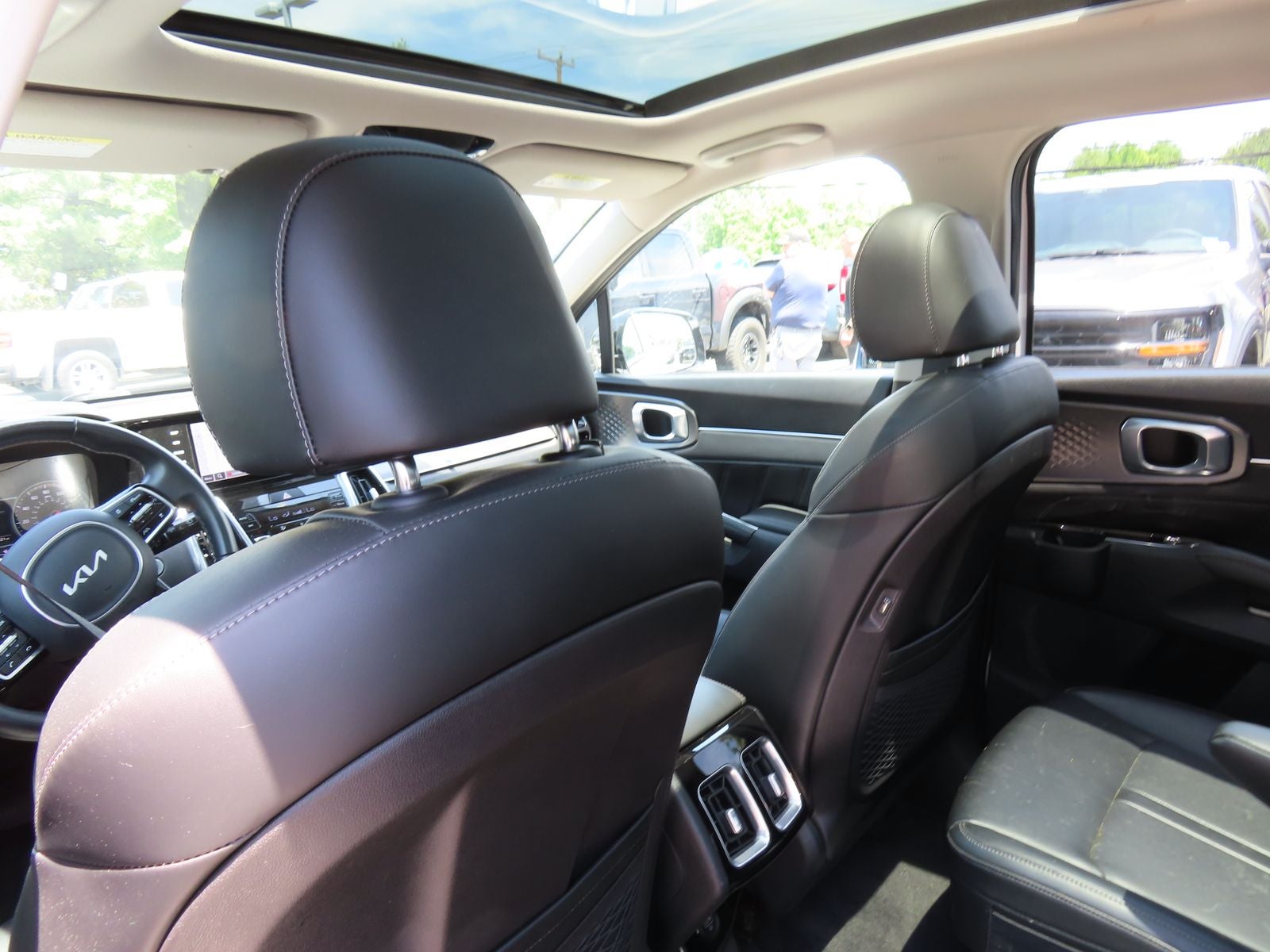 2022 Kia Sorento SX