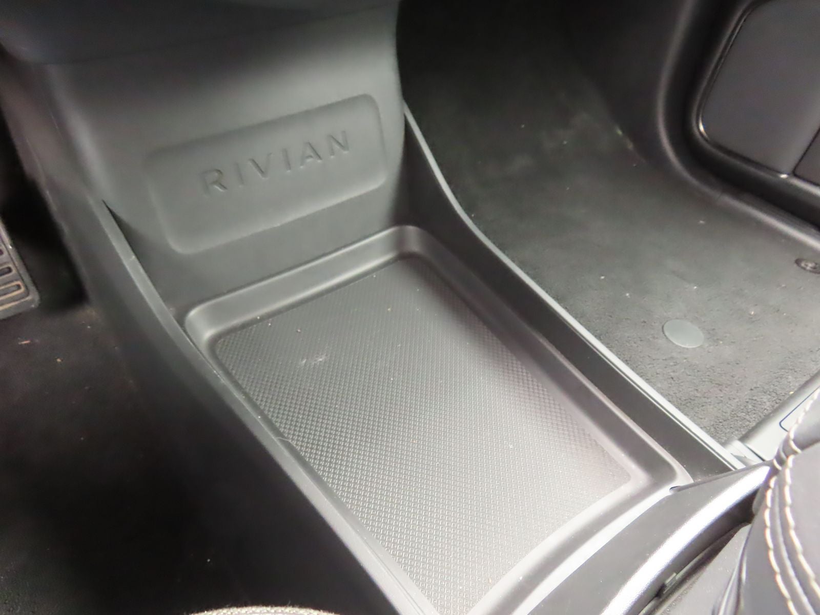 2025 Rivian R1T Adventure Dual Motor Standard Pack