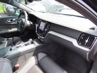 2024 Volvo S60 B5 Plus Black Edition