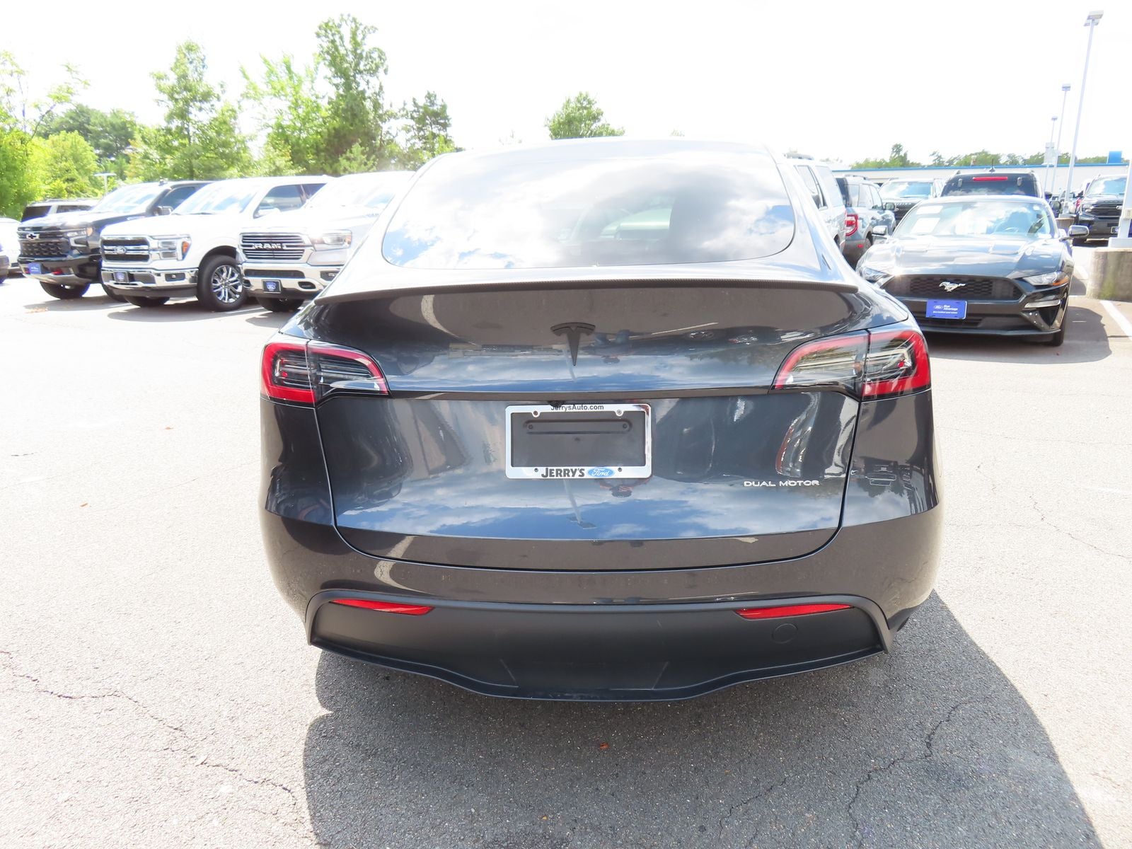 2024 Tesla Model Y Long Range