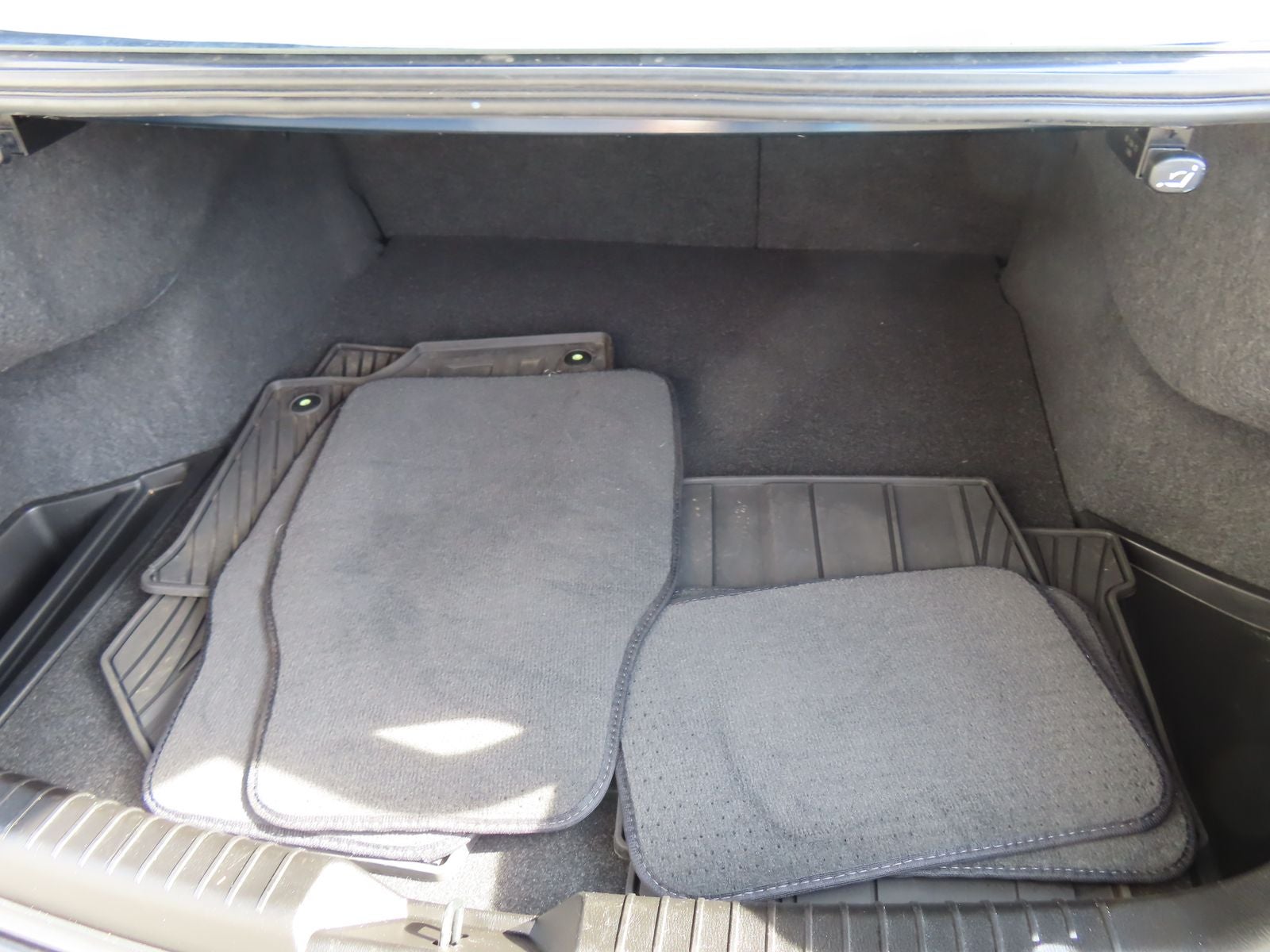 2018 Mazda Mazda6 Signature